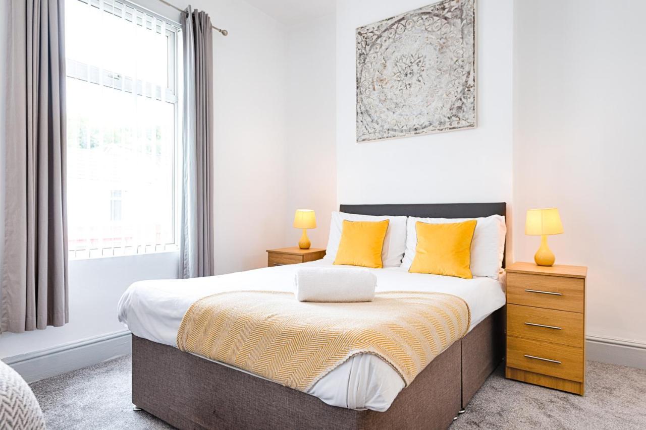 Walk To Swansea Stadium, 3 Rooms, Smart Tv'S Экстерьер фото
